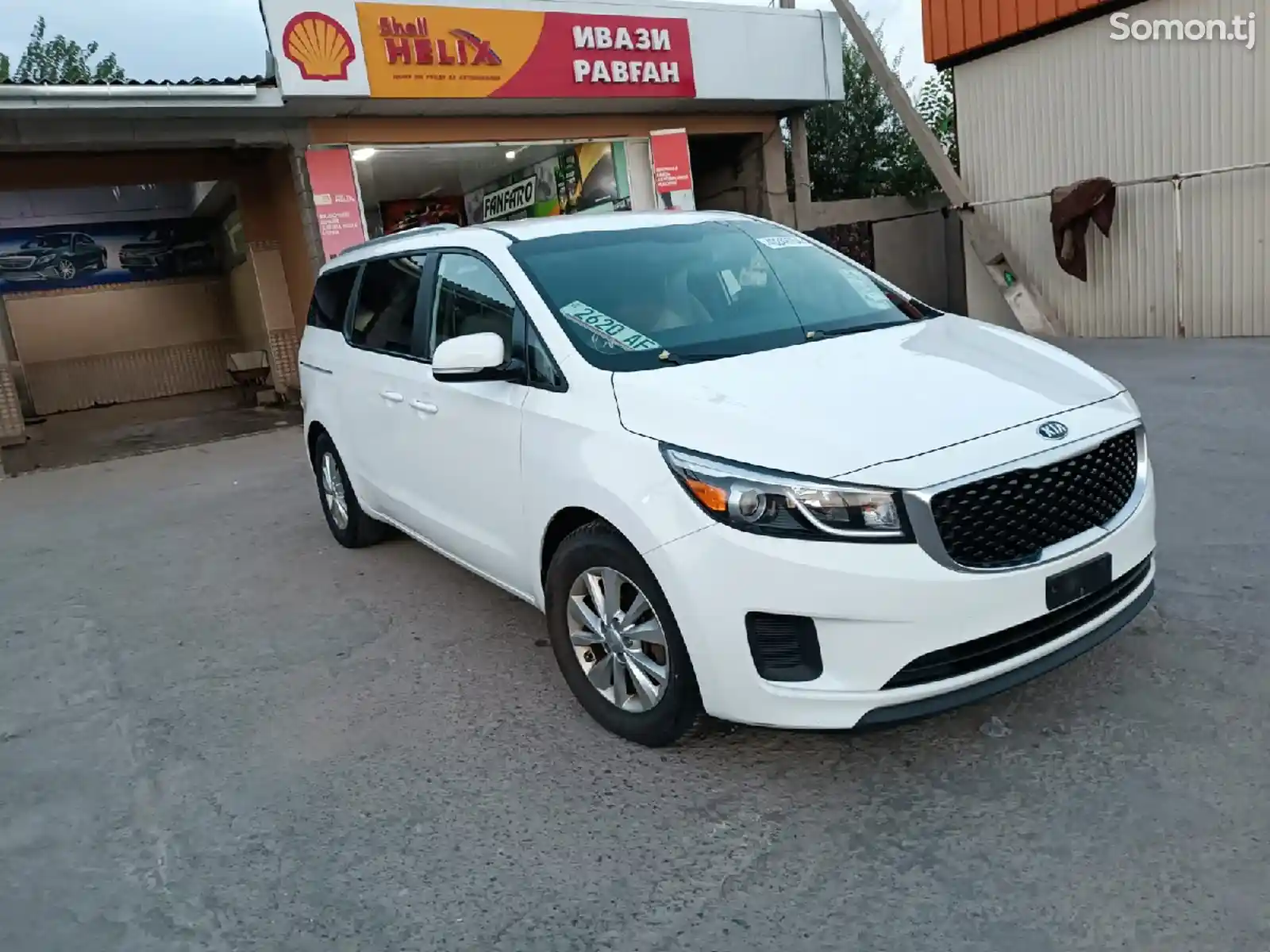 Kia Sedona, 2016-4