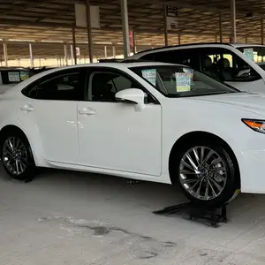 Lexus ES series, 2016