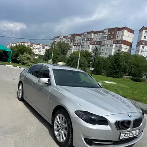 BMW 5 series, 2011