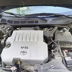 Toyota Camry, 2011