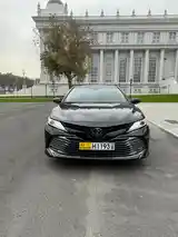 Toyota Camry, 2018-4