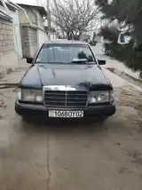 Mercedes-Benz W124, 1989-7