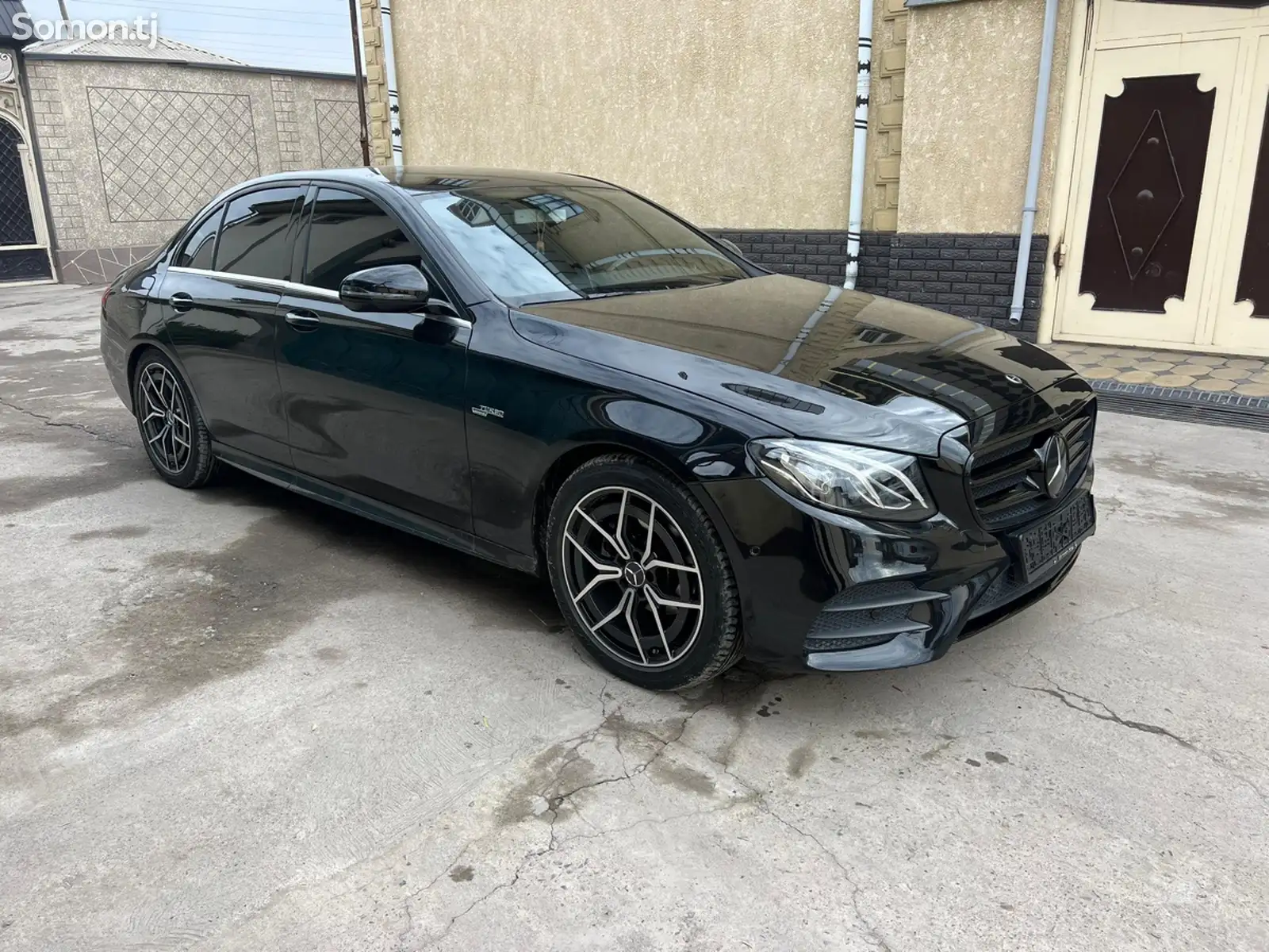 Mercedes-Benz E class, 2018-1