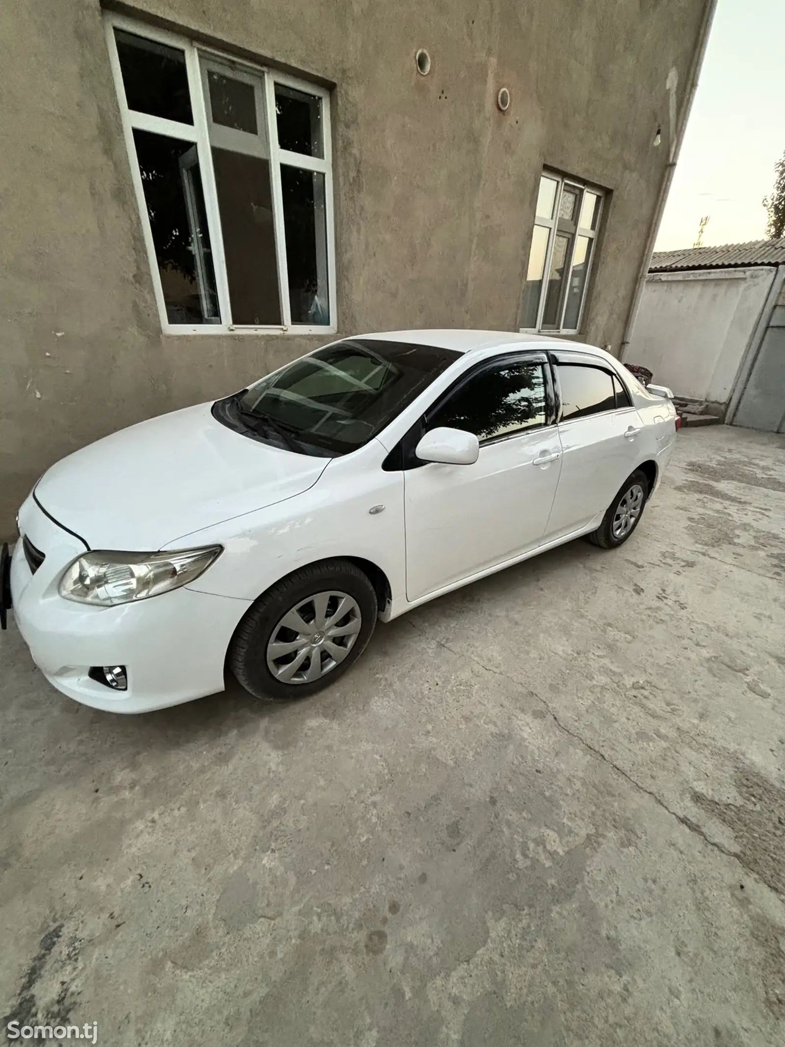 Toyota Corolla, 2010-3