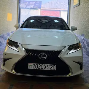 Lexus ES series, 2013