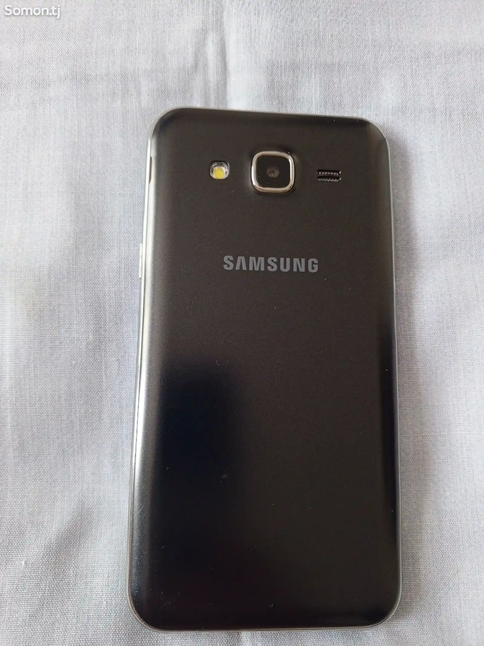 Samsung Galaxy j5 8gb-9