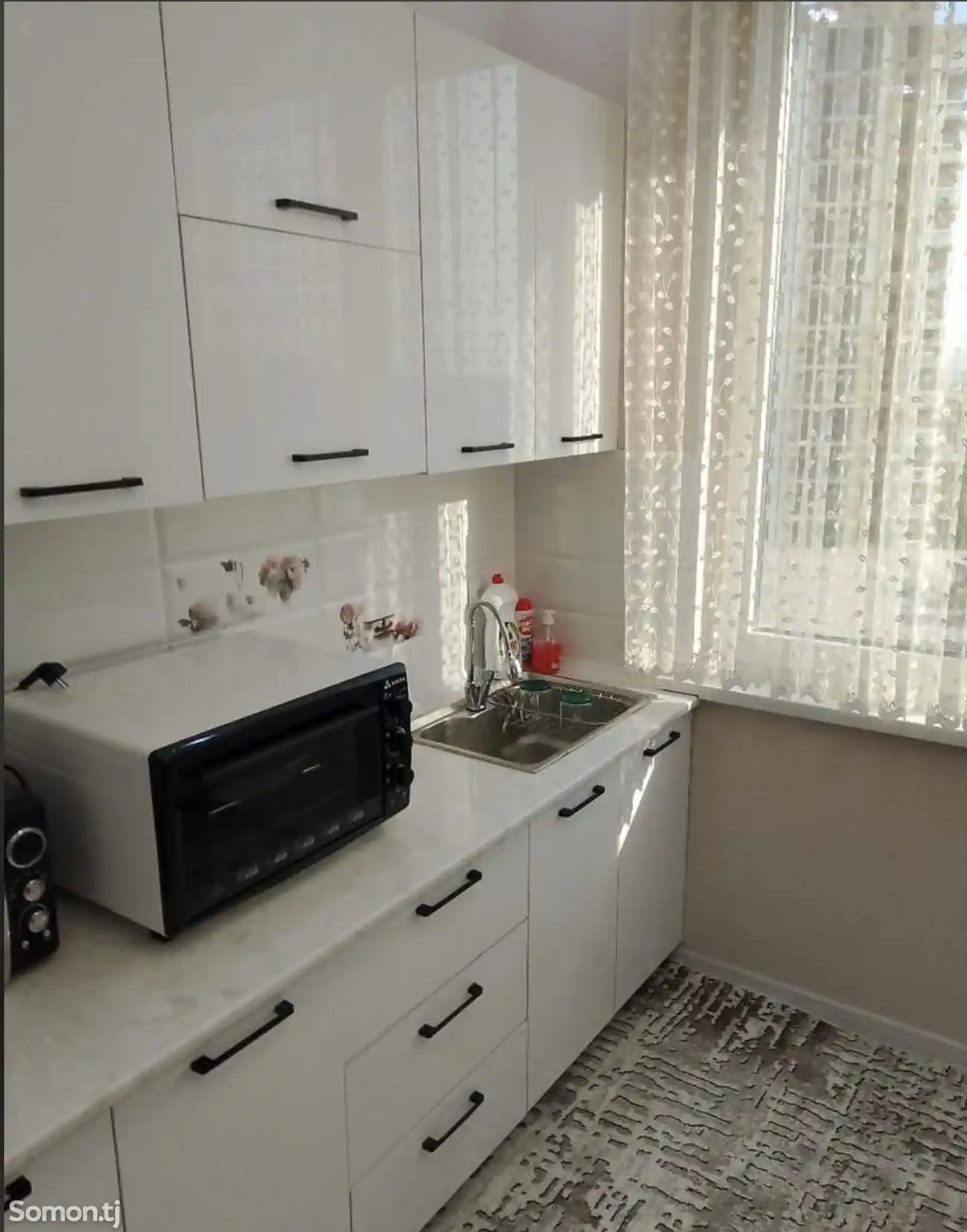 2-комн. квартира, 6 этаж, 70м², 18 мкр-9