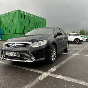 Toyota Camry, 2015