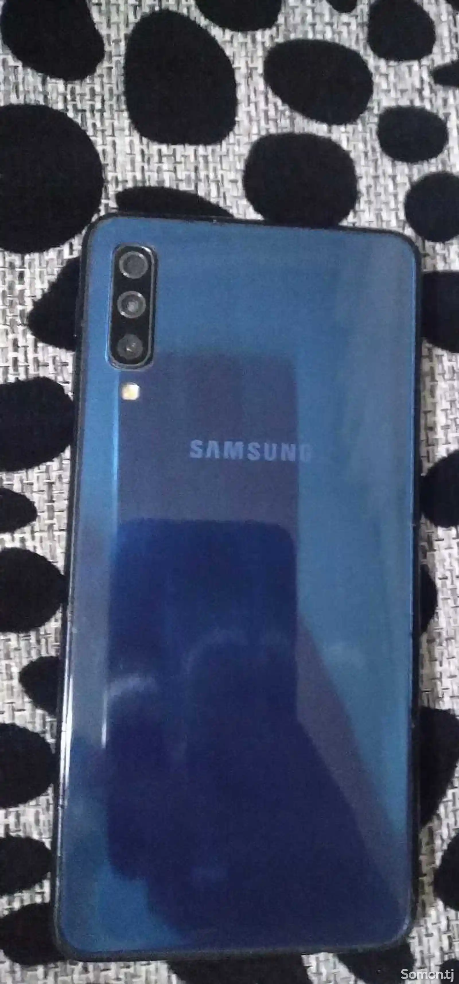 Samsung Galaxy A750 2018-1