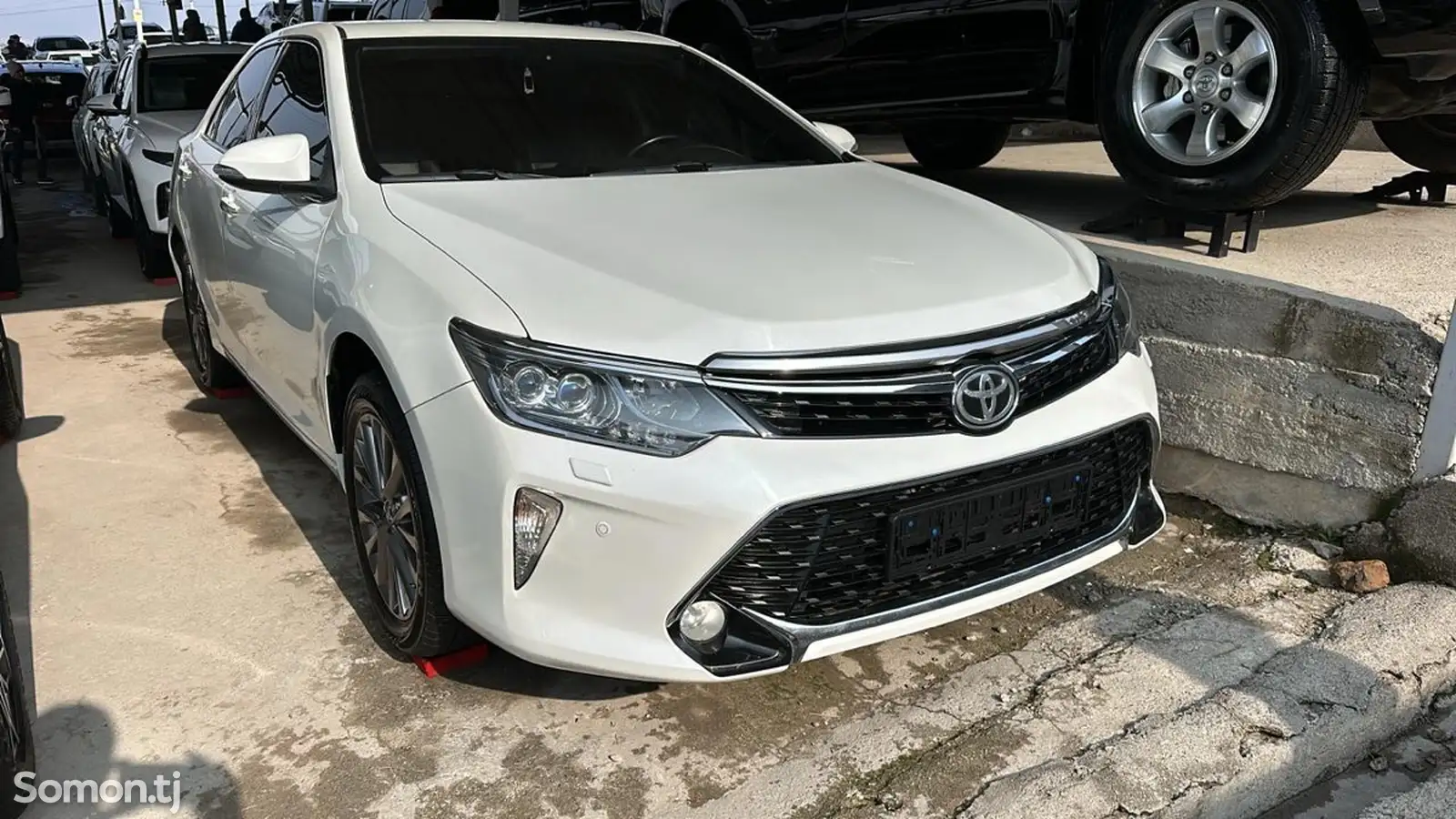 Toyota Camry, 2016