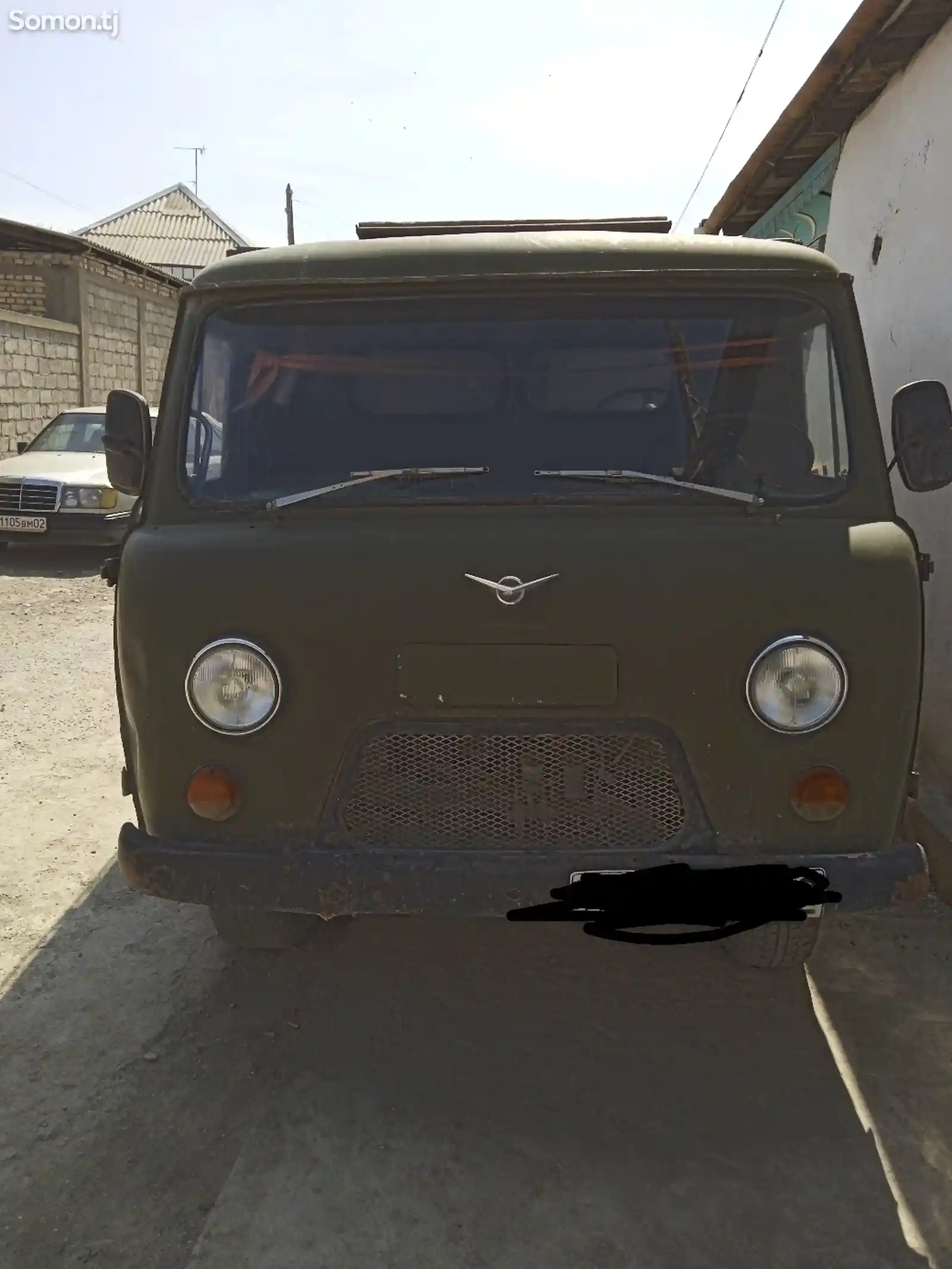 Бортовой автомобиль УАЗ-1