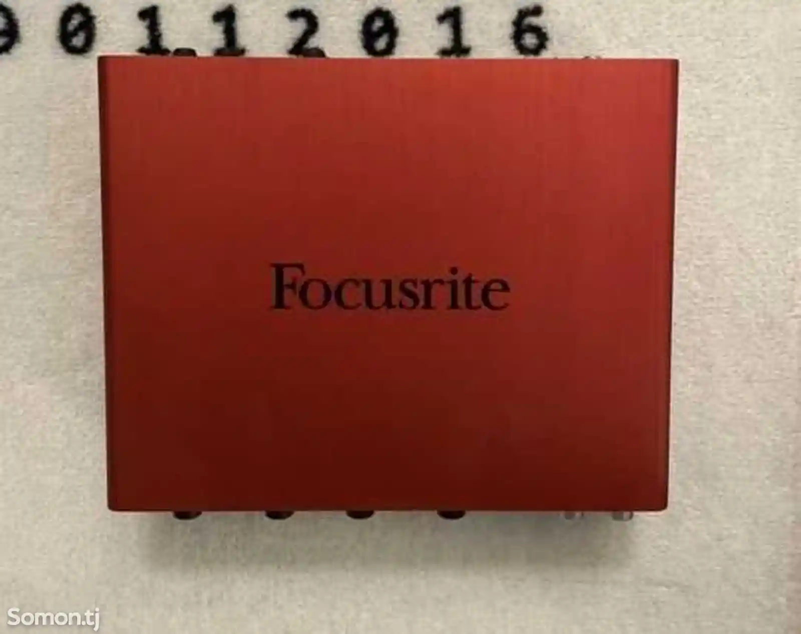 Звуковая карта Focusrite scarlett 18i8 USB-7