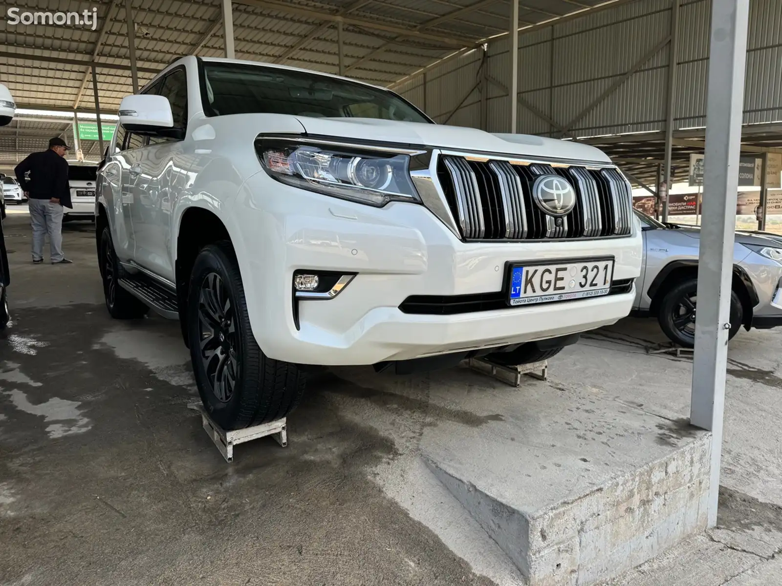 Toyota Land Cruiser Prado, 2020-1