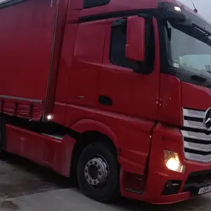 Бортовой грузовик Mercedes actros, 2012