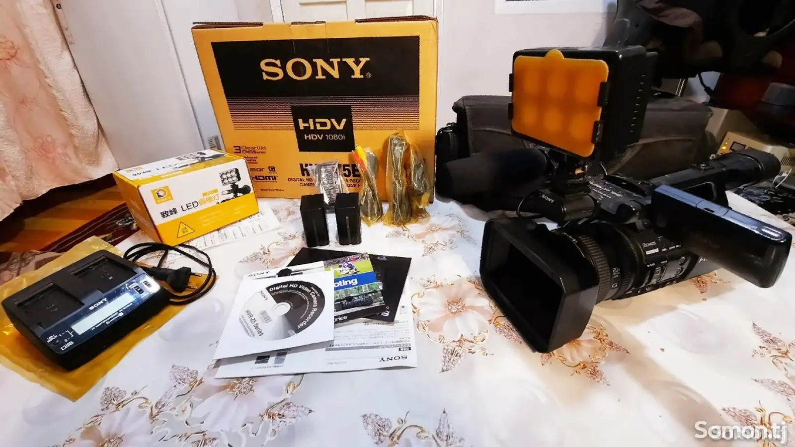 Видеокамера Sony z5-1