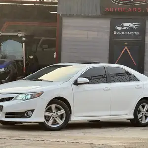 Toyota Camry, 2012