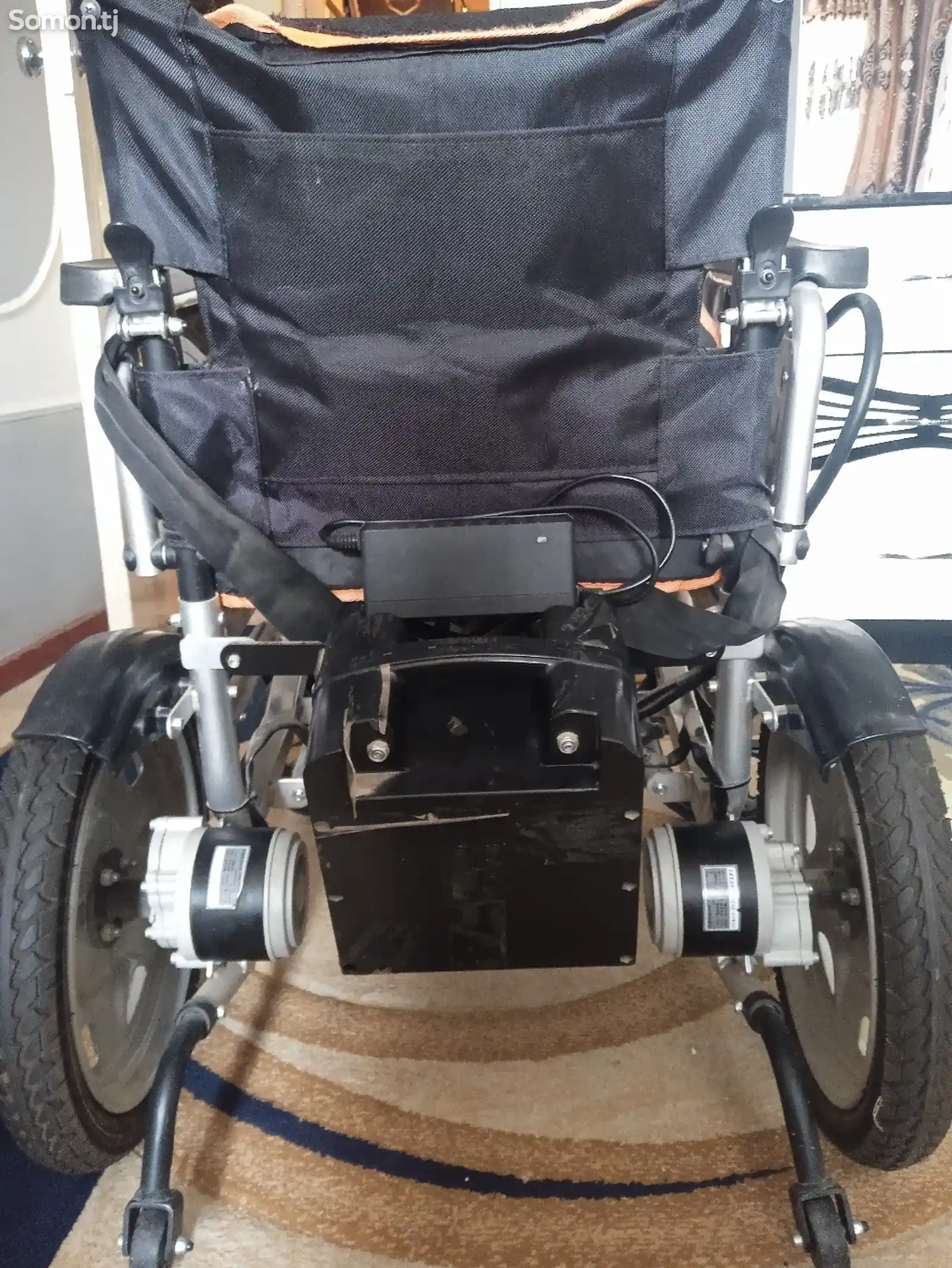 Электричиская инвалидная коляска-4