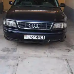 Audi A8, 1995