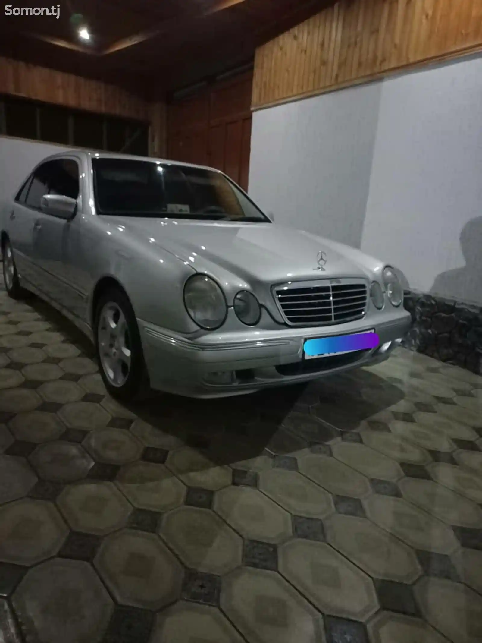 Mercedes-Benz E class, 2000-4