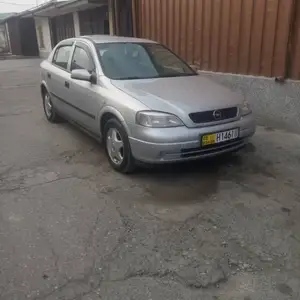 Opel Astra H, 2000