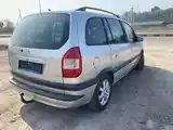 Opel Zafira, 2003-2