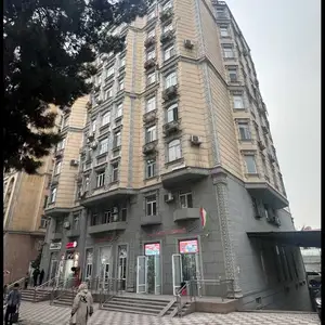 2-комн. квартира, 5 этаж, 52м², И.Сомони, Хиёбони Рудаки 171