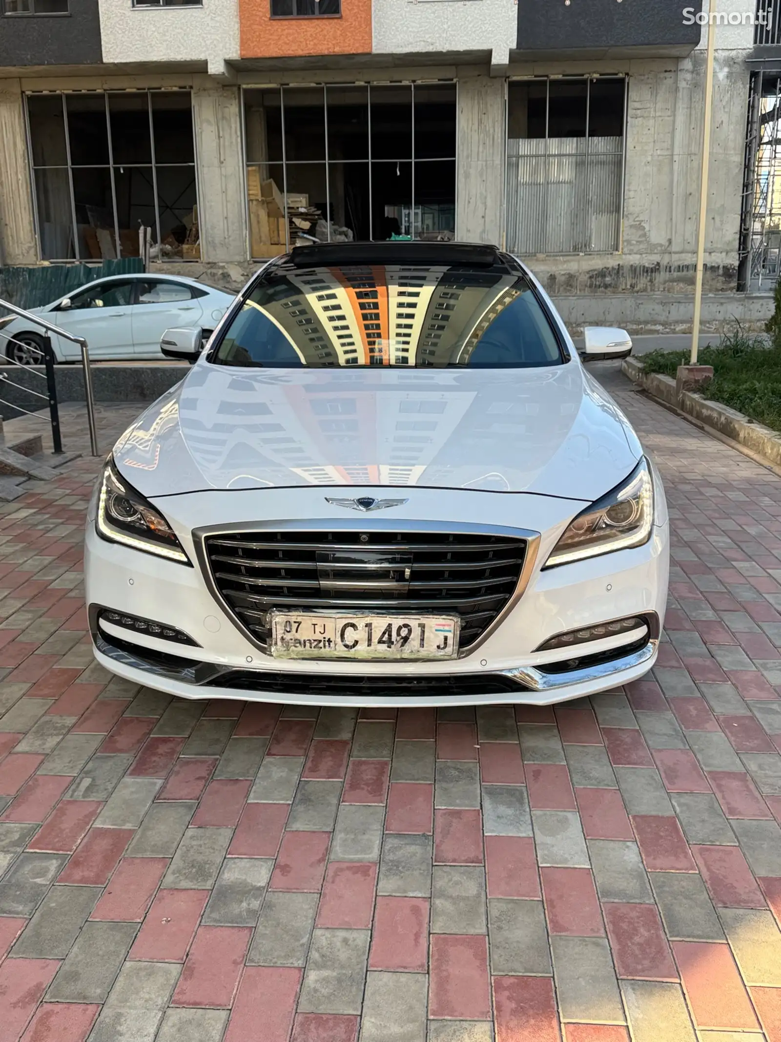 Hyundai Genesis, 2017-1