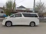 Toyota Vellfire, 2014-8