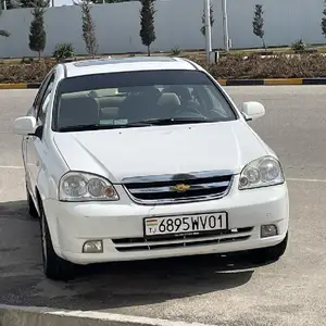 Chevrolet Lacetti, 2004