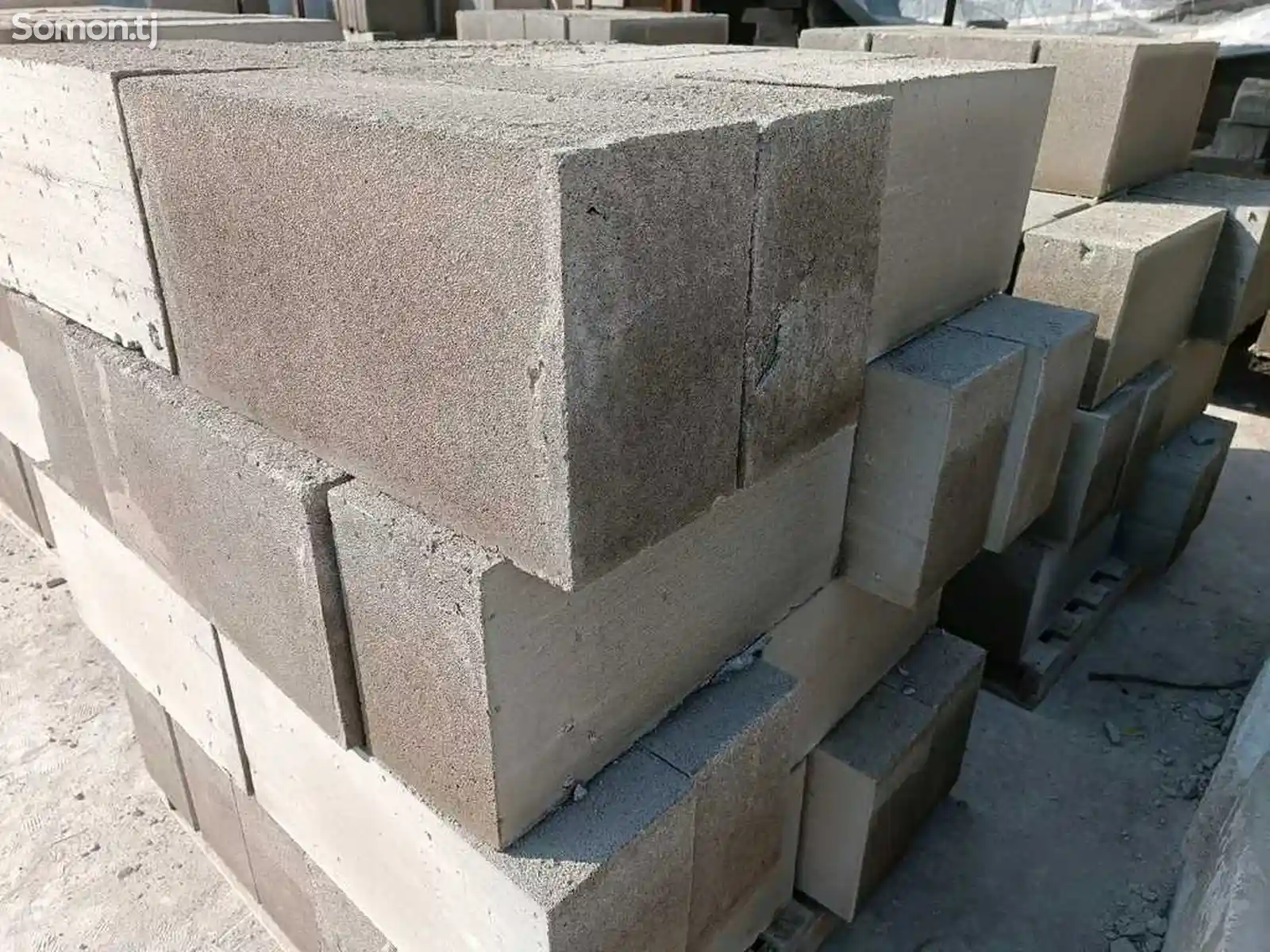 Блок строительный-5