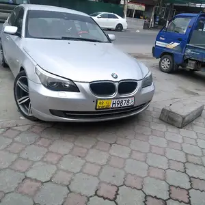 BMW 5 series, 2004