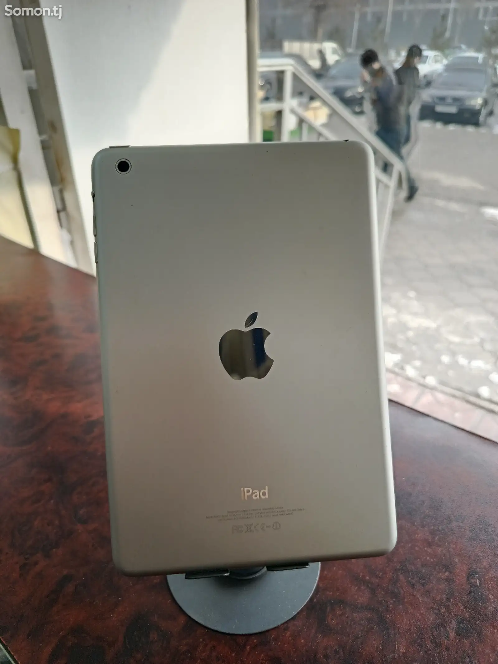 Планшет ipad-1