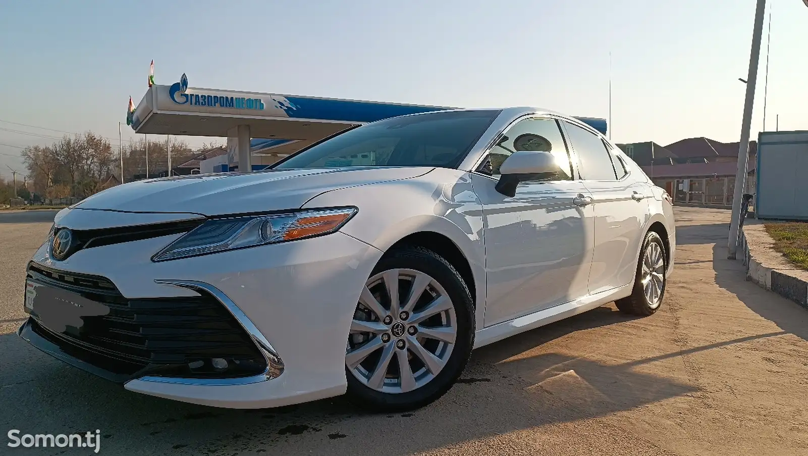 Toyota Camry, 2018-1