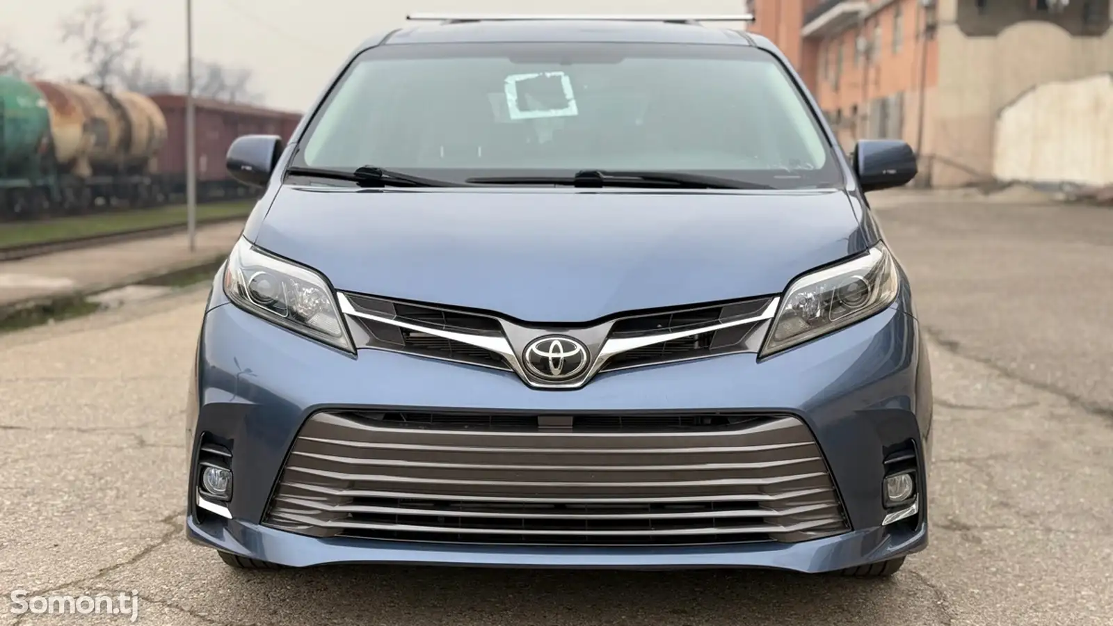 Toyota Sienna, 2015-1