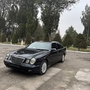 Mercedes-Benz E class, 2001