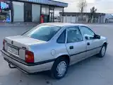 Opel Vectra A, 1992-5