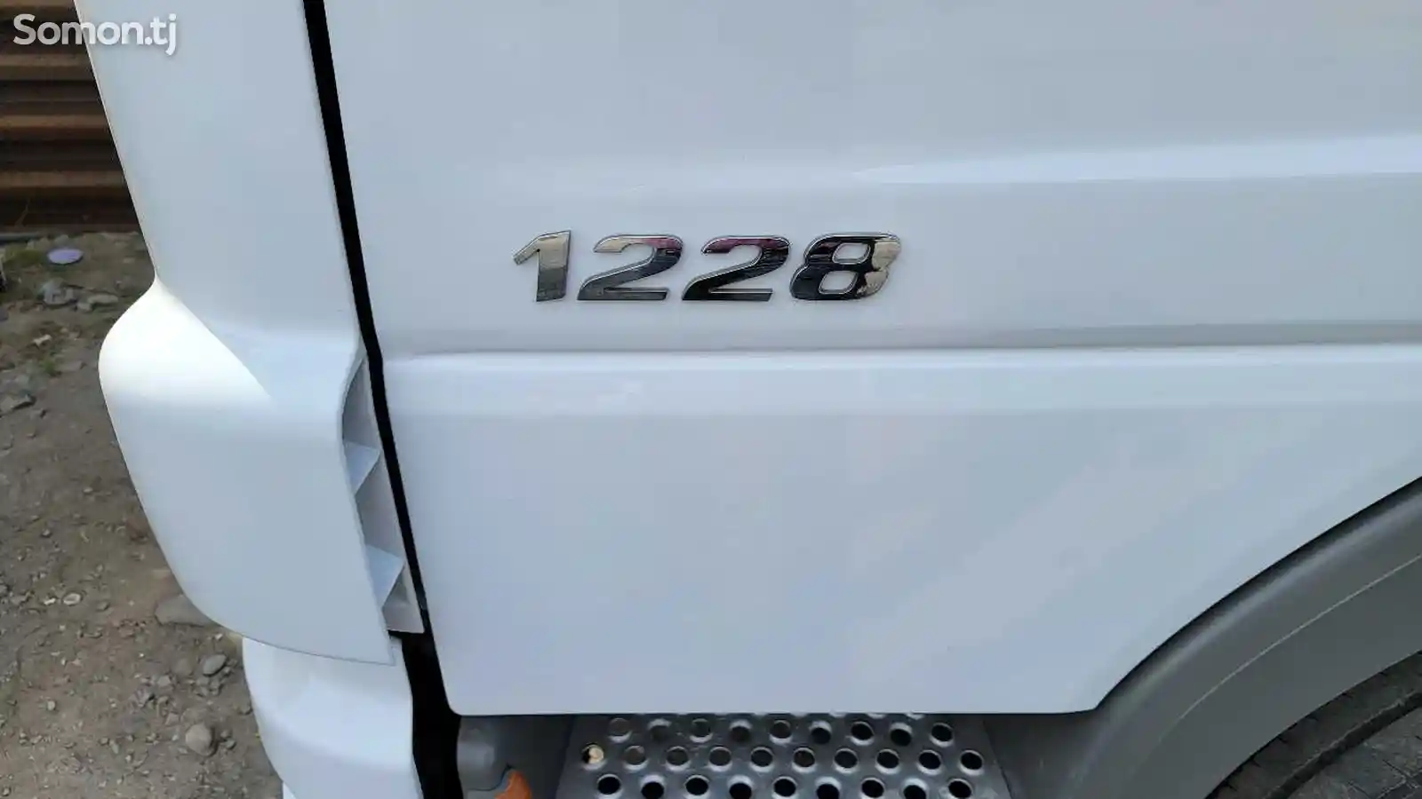 Бортовой грузовик Mercedes-Benz Atego 1228, 2006-5