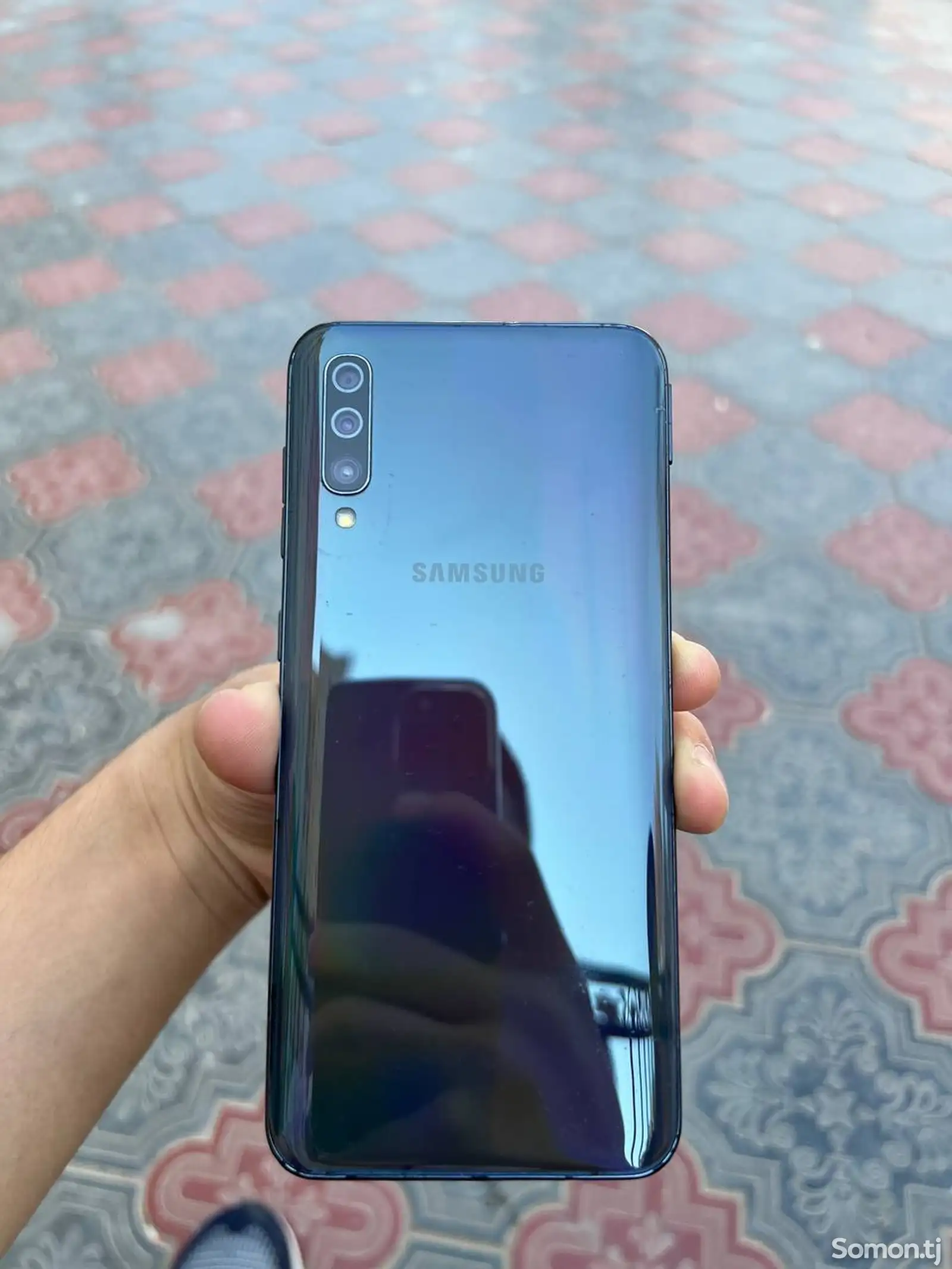 Samsung Galaxy A50-1