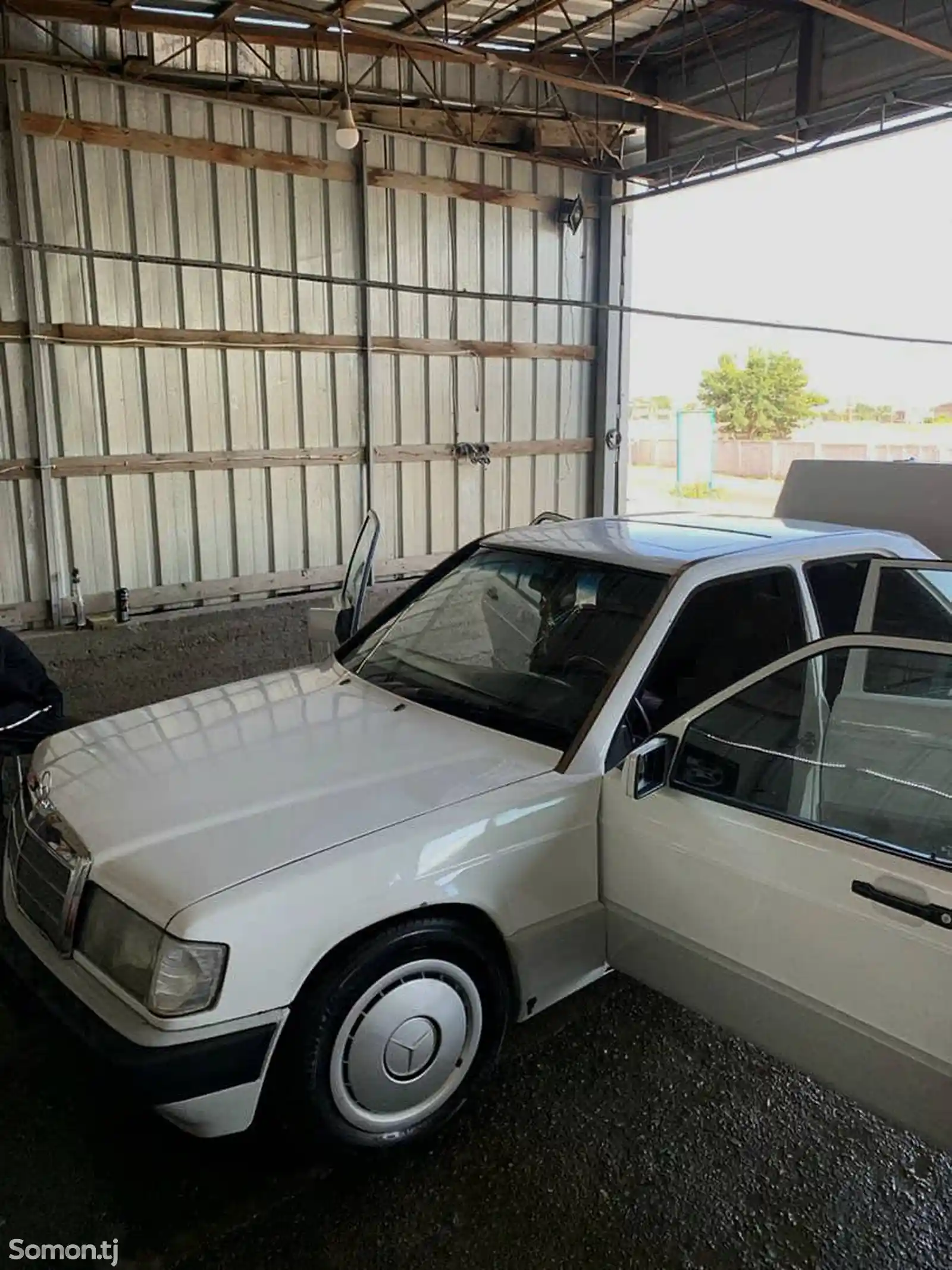 Mercedes-Benz W201, 1991-3