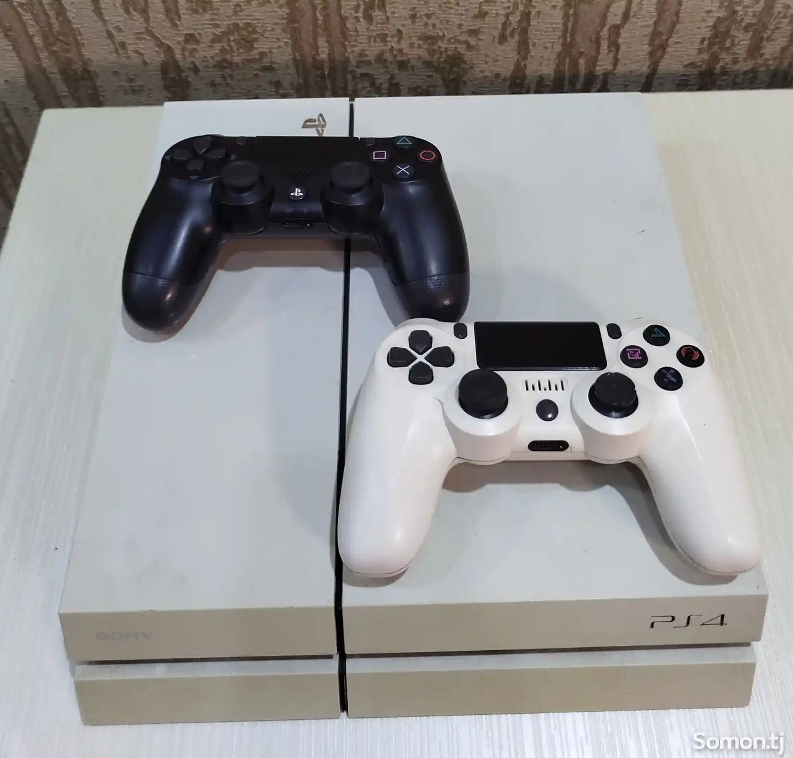 Игровая приставка Sony PlayStation 4 Fat-1