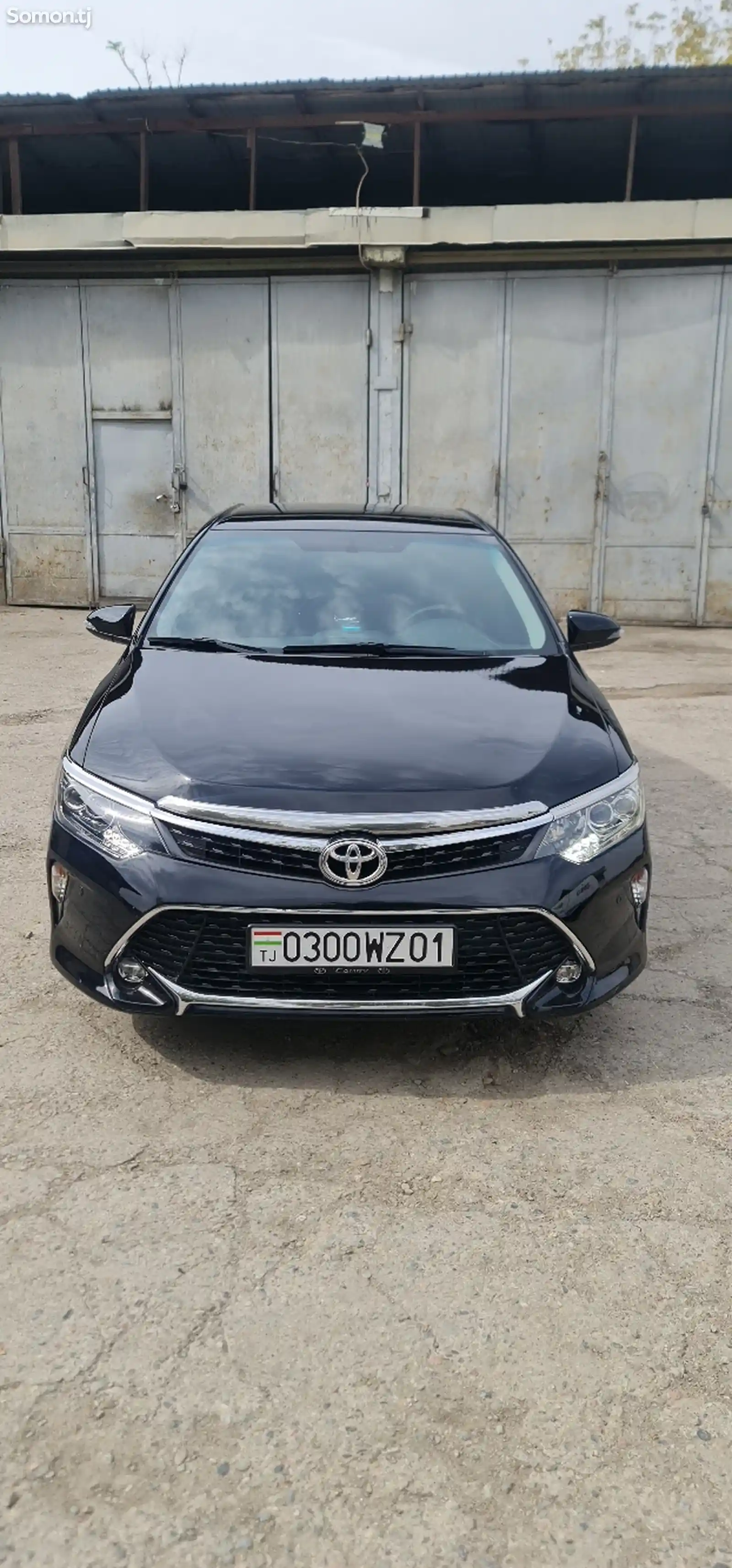 Toyota Camry, 2016-1