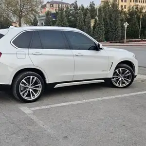 BMW X5, 2015