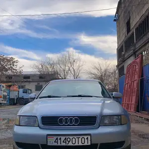 Audi A4, 1996