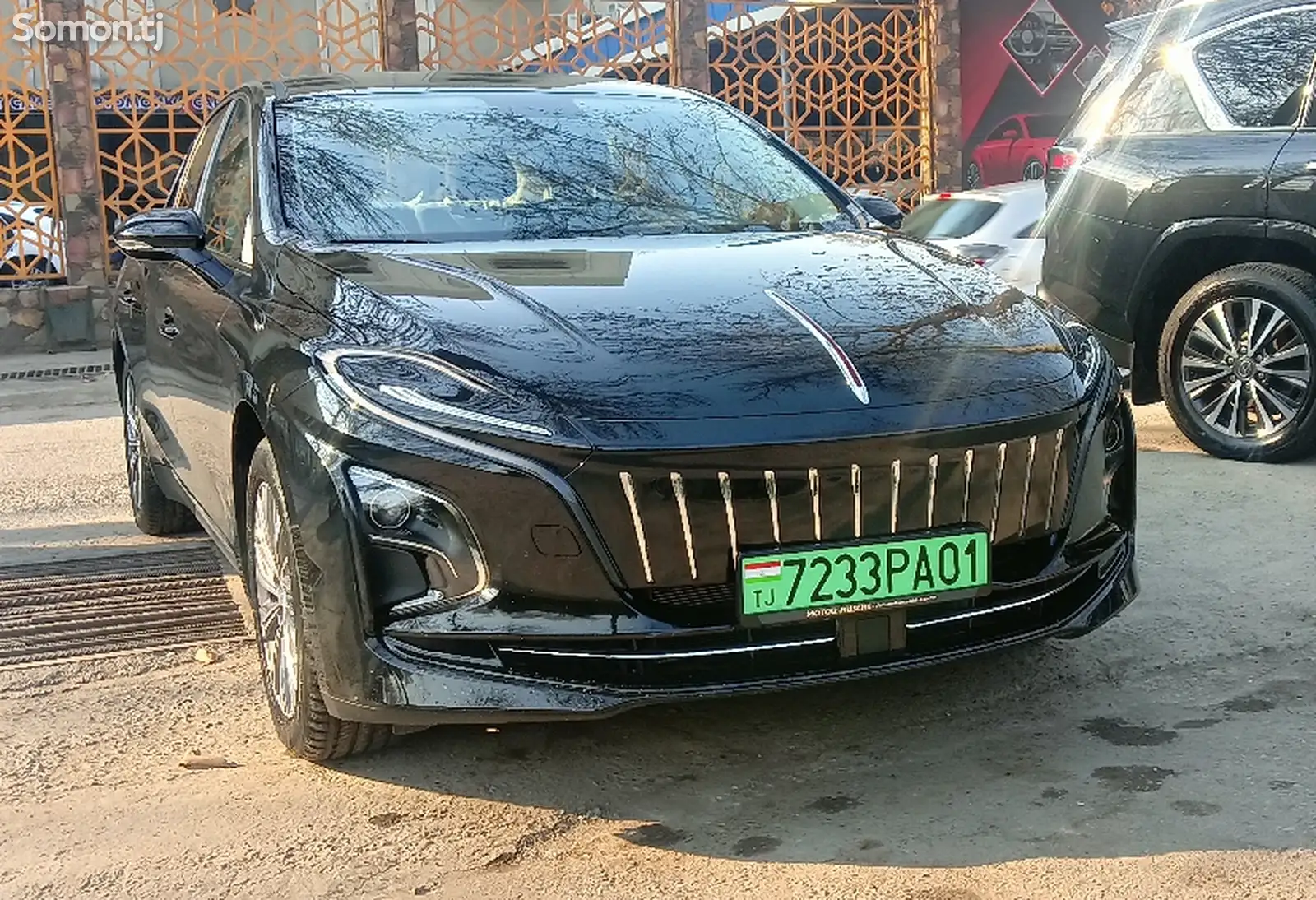 Hongqi E-QM5, 2024-1