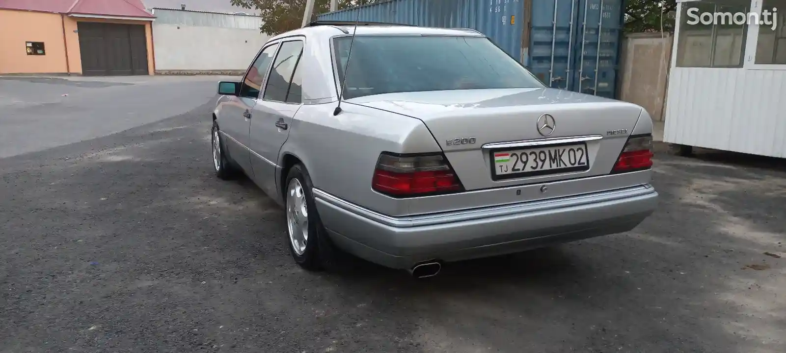 Mercedes-Benz W124, 1995-4