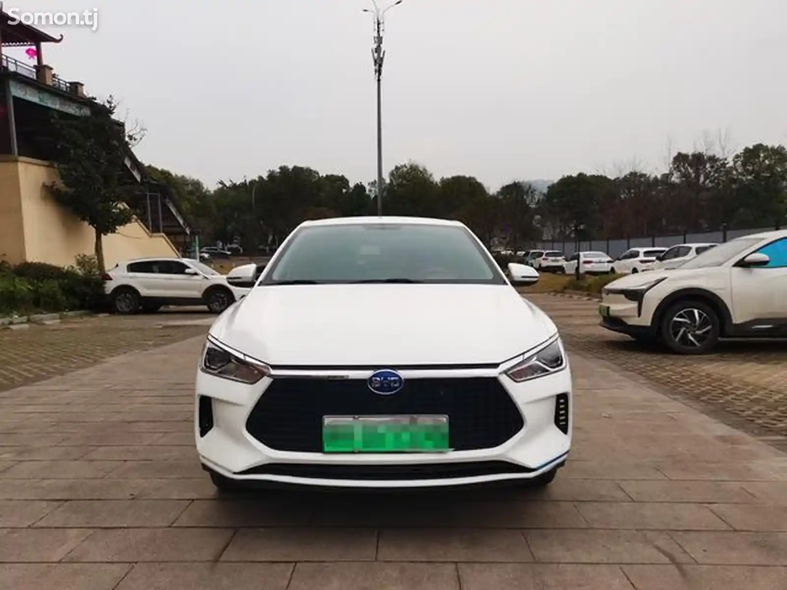 BYD E3, 2021-2