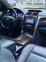 Toyota Camry, 2017-10