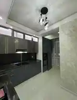 3-комн. квартира, 5 этаж, 104м², Овир-8