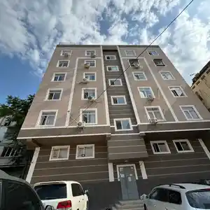 2-комн. квартира, 3 этаж, 62 м², ул.Айни