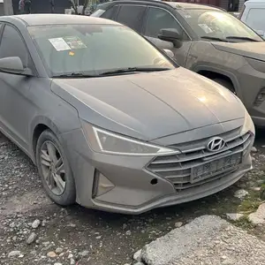 Hyundai Elantra, 2020